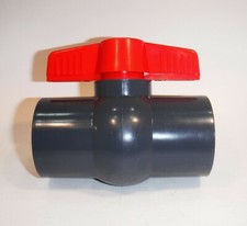 32 mm Ball Valve (solvent weld) fits 32 mm true OD pipe, will NOT fit waste pipe