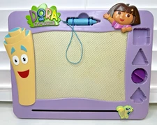 VINTAGE 2002 DORA THE EXPLORER MAGNA DOODLE ETCH A SKETCH BOARD INCOMPLETE (G)