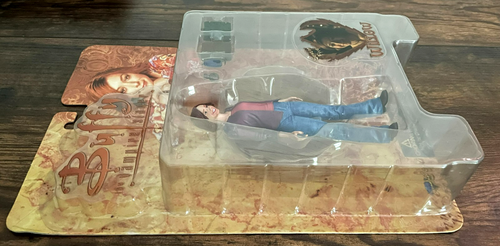 Buffy the Vampire Slayer Willow Season Five Vintage 2004 Action Figure - Afbeelding 8 van 9