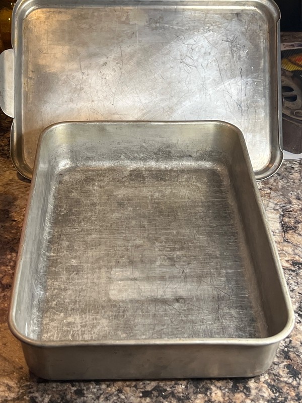 FOLEY Aluminum Rectangular Cake Pan With Snap On Lid 9 x 13 x 2 5/8 Vintage
