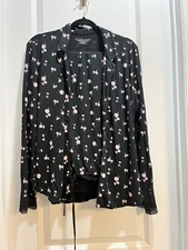 Victoria’s Secret Black Floral Pajama Set Long Sleeves Button Down Top Large