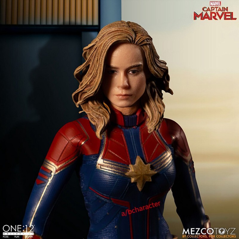 Mezco Toyz 1/12 キャプテン・マーベル 76670 アベンジャーズ Mezco Toyz 76670 1/12 Marvel Captain Marvel Action Figure