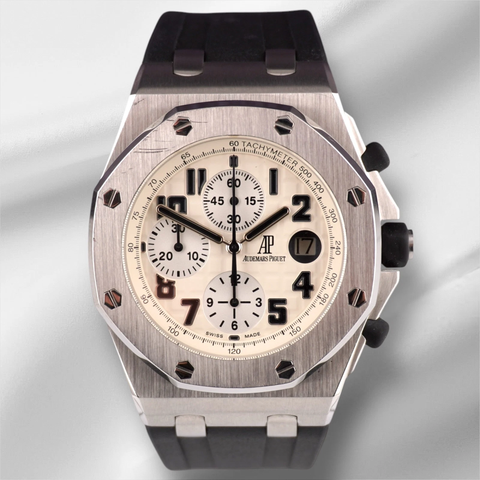 Audemars Piguet — AUDEMARS PIGUET Royal Oak Offshore Safari 42mm Silver Dial Steel Watch 26170ST