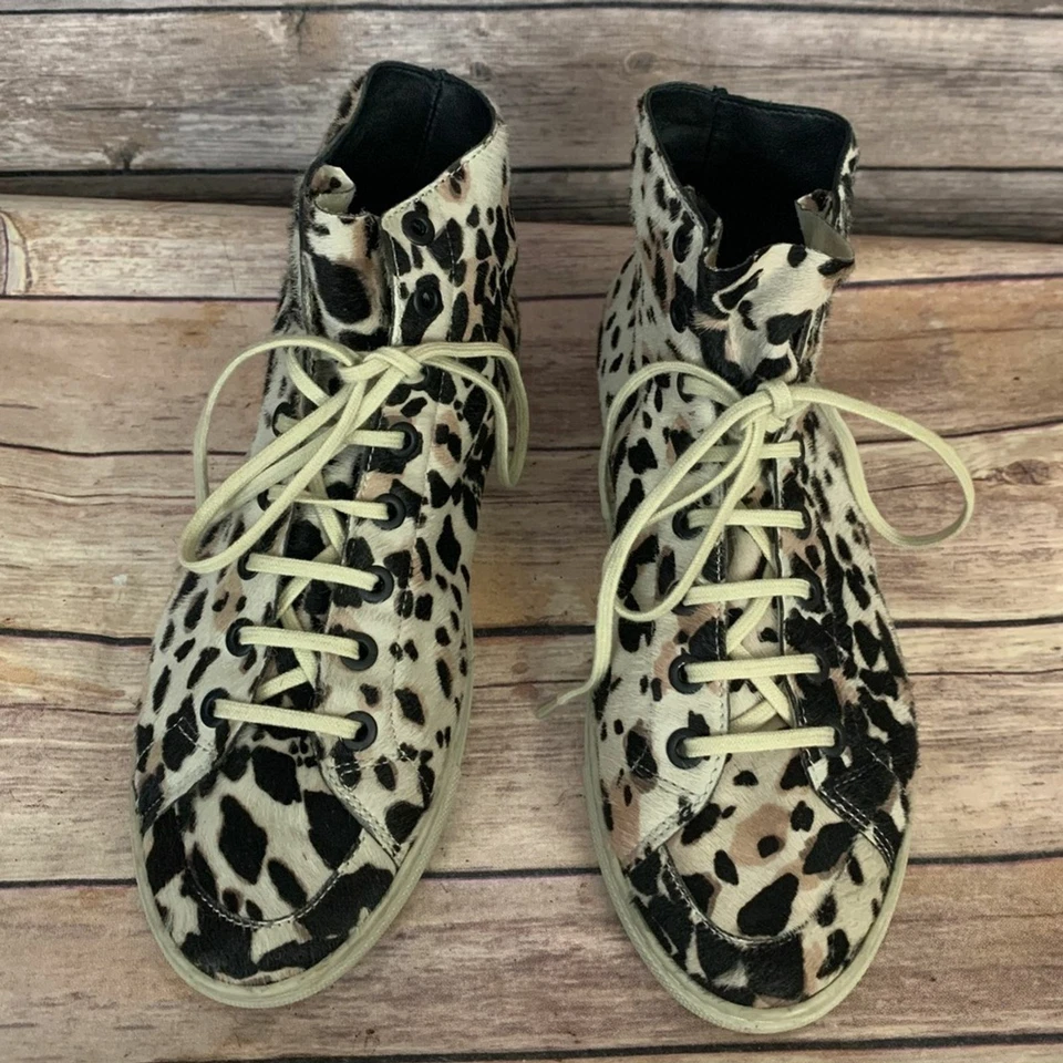 Zapatillas altas de piel de becerro con estampado animal Burberry raras (talla: 7,5) 37,5 EUR Foto 4 de 4