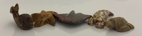 Paquete de 5 Estatuillas de Piedra Tallada a Mano Animal Buena Suerte Gato Delfín Perro Lindo Insecto - Imagen 19 de 20
