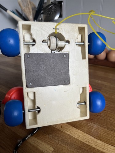 Fisher Price Telephone Vintage 1961 Pull Toy Chatter Moving Eyes Bell 747 - Picture 6 of 6