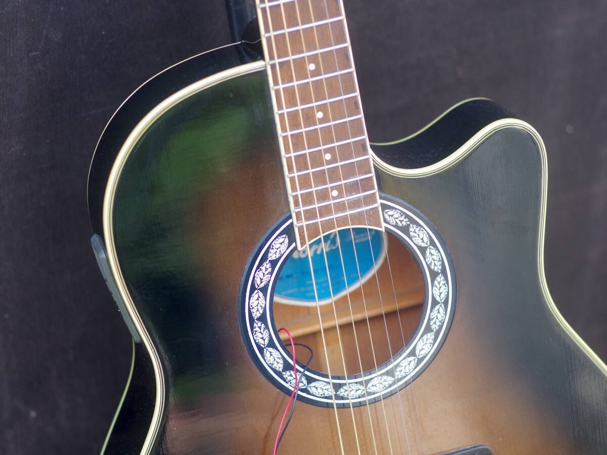 Electric Acoustic Guitar Morris PA-60 Powered Sunburst Electric Acoustic Guitar Morris PA-60 Powered Sunburst