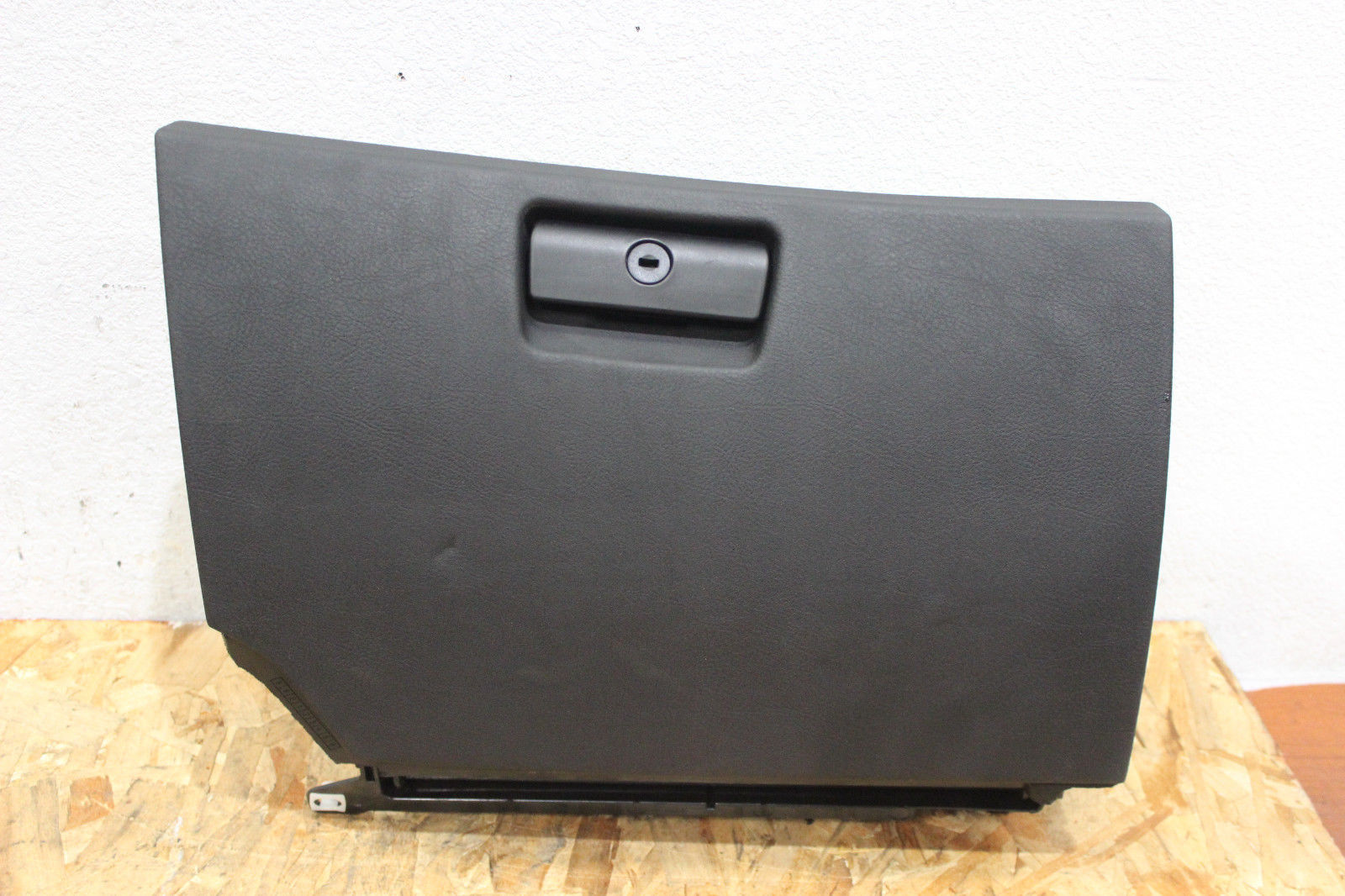 M702232 20002006 BMW X5 Glove Box OEM eBay