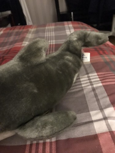 Seaworld Shamu Whale Teddy - Picture 4 of 7