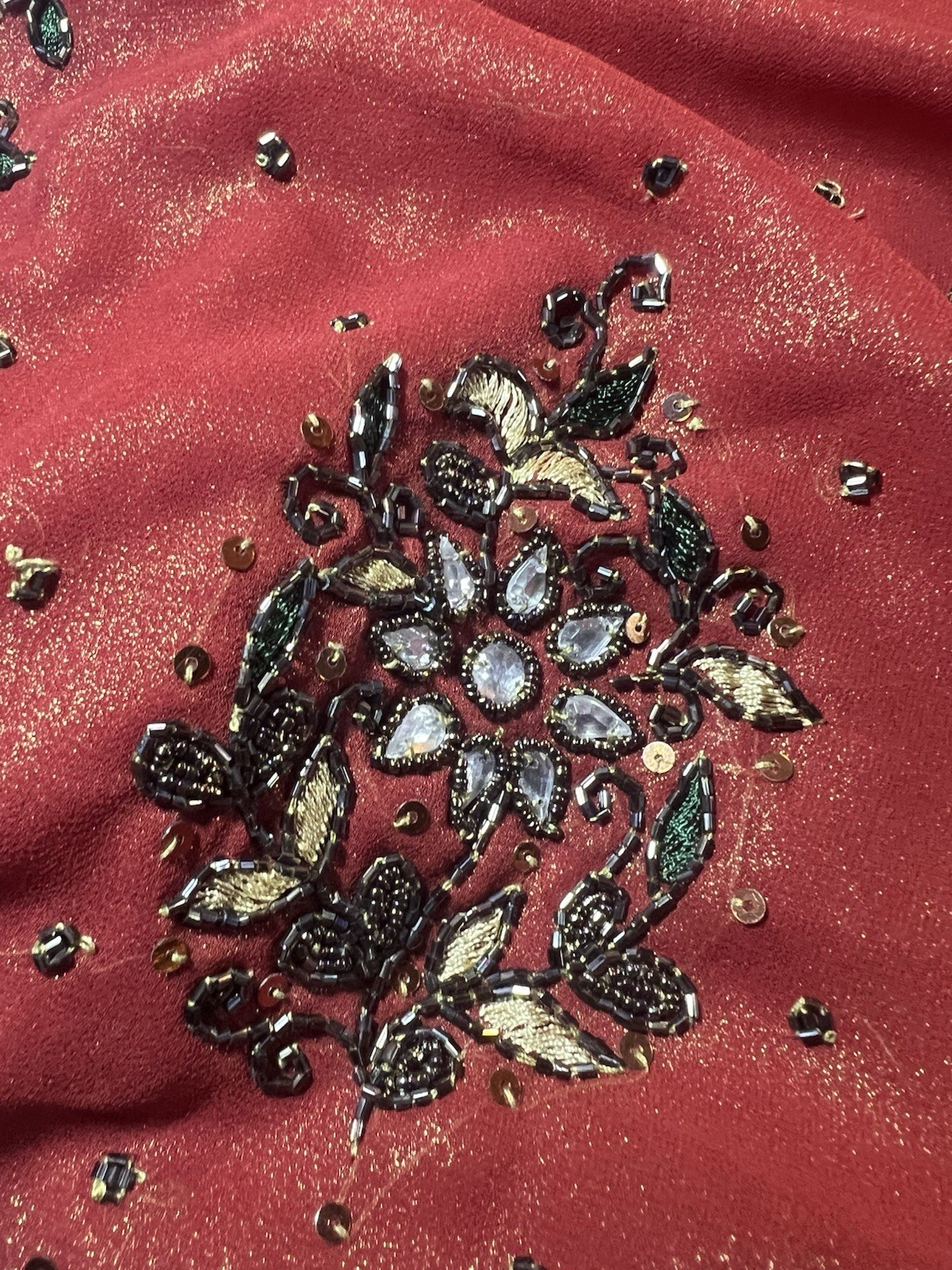 Hand Embroidered Thread Sari - image 3