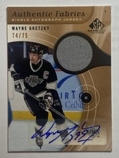 2005-06 SP Game Used Edition Authentic Fabrics Autograph Wayne Gretzky #74/75