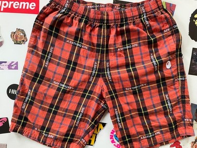 Bape A Bathing Ape Check Karo Shorts rot/schwarz