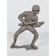 Vintage 1963 Louis Marx Co World War II WWII German Soldier 5.5" Plastic Figure