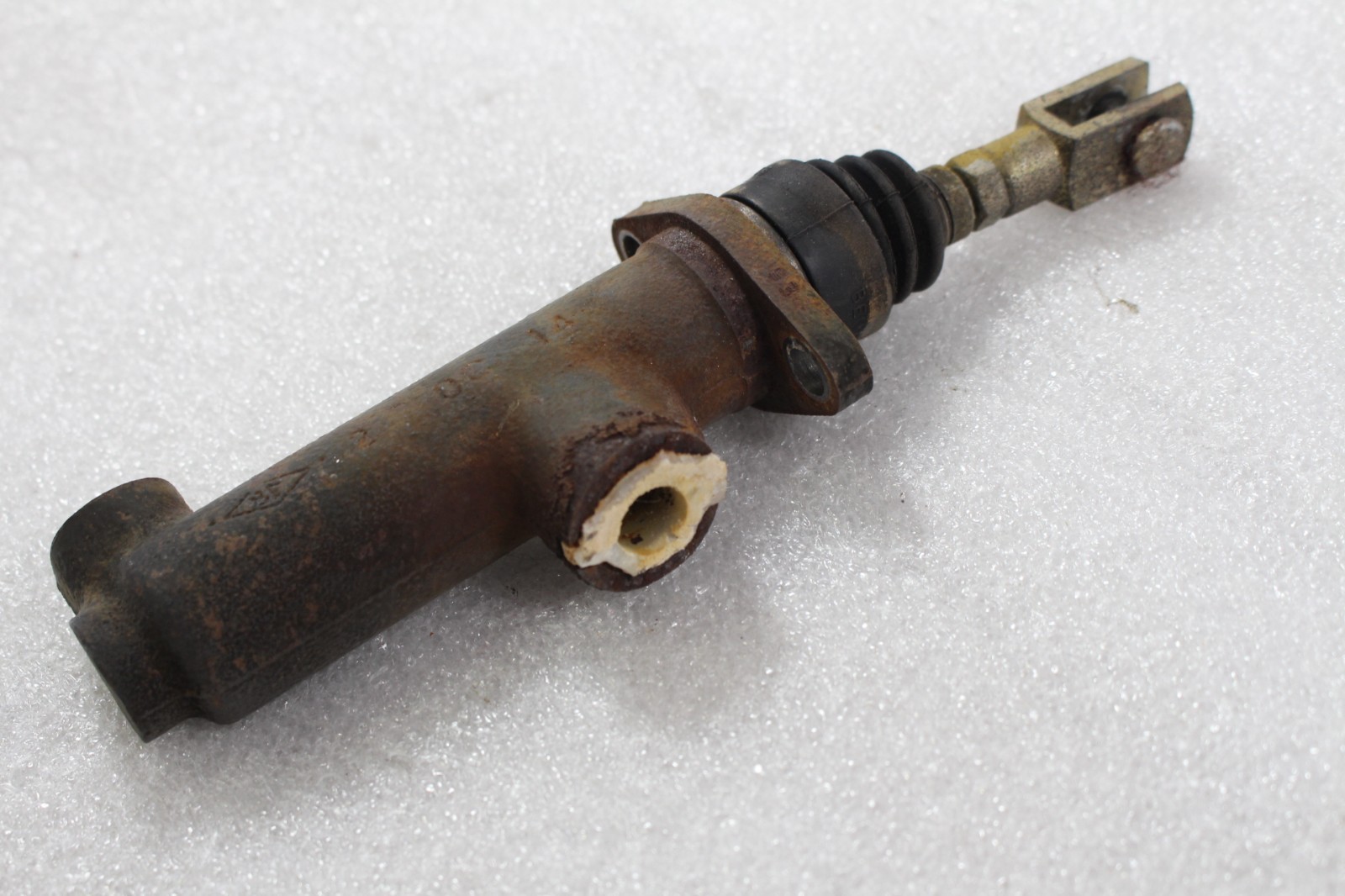 Ferrari Mondial, Brake Master Cylinder, Needs Rebuild, Used, P/N 116093