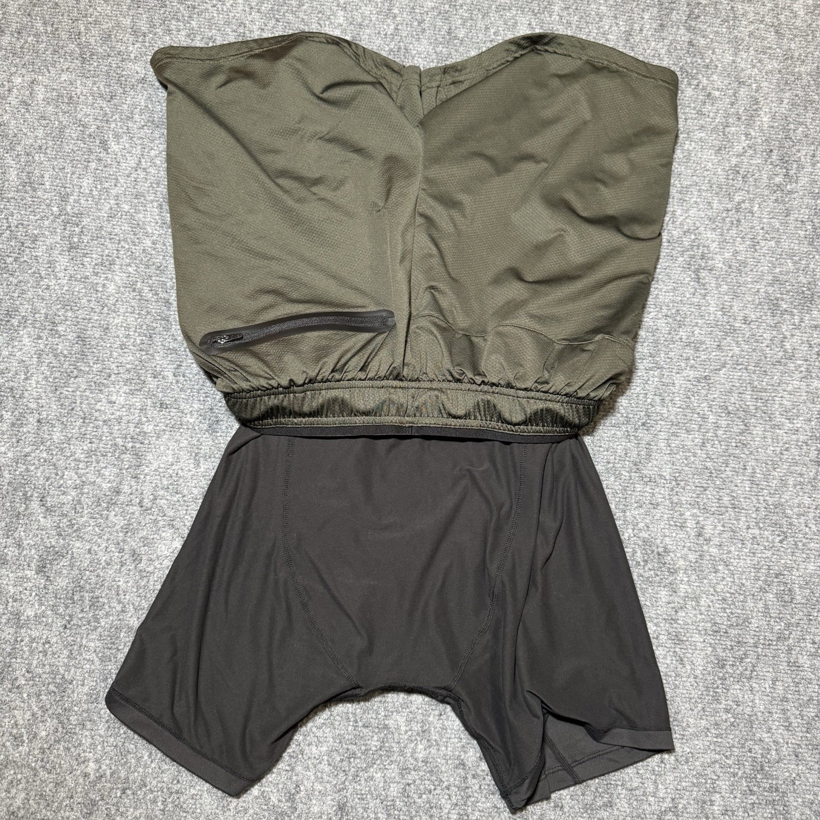 BYLT Size Medium 32-34 Men’s Active Training Green Black Stretch Lined Shorts