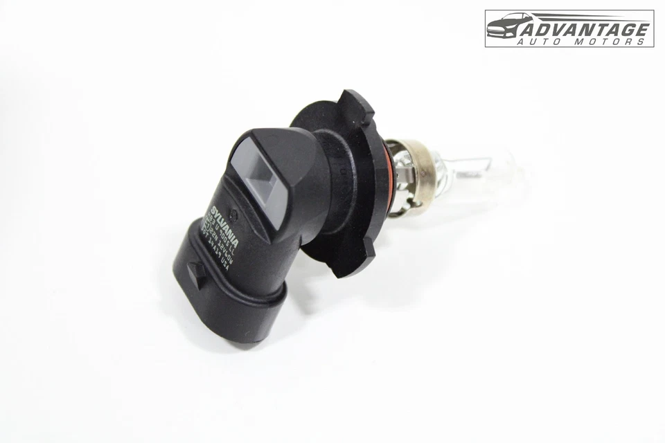 2015-2019 CHEVROLET SILVERADO 2500 HD FRONT LEFT HEADLIGHT BULB SYLVANIA OEM - Image 4 of 4