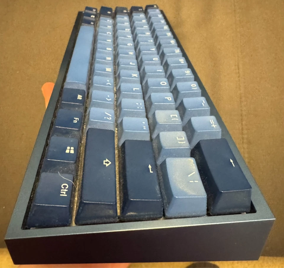 Custom Mechanical Keyboard 60% - Image 3 of 4