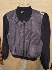 Disney Nightmare Before Christmas Bomber Jacket Jack Sally Love Junior Med. 006