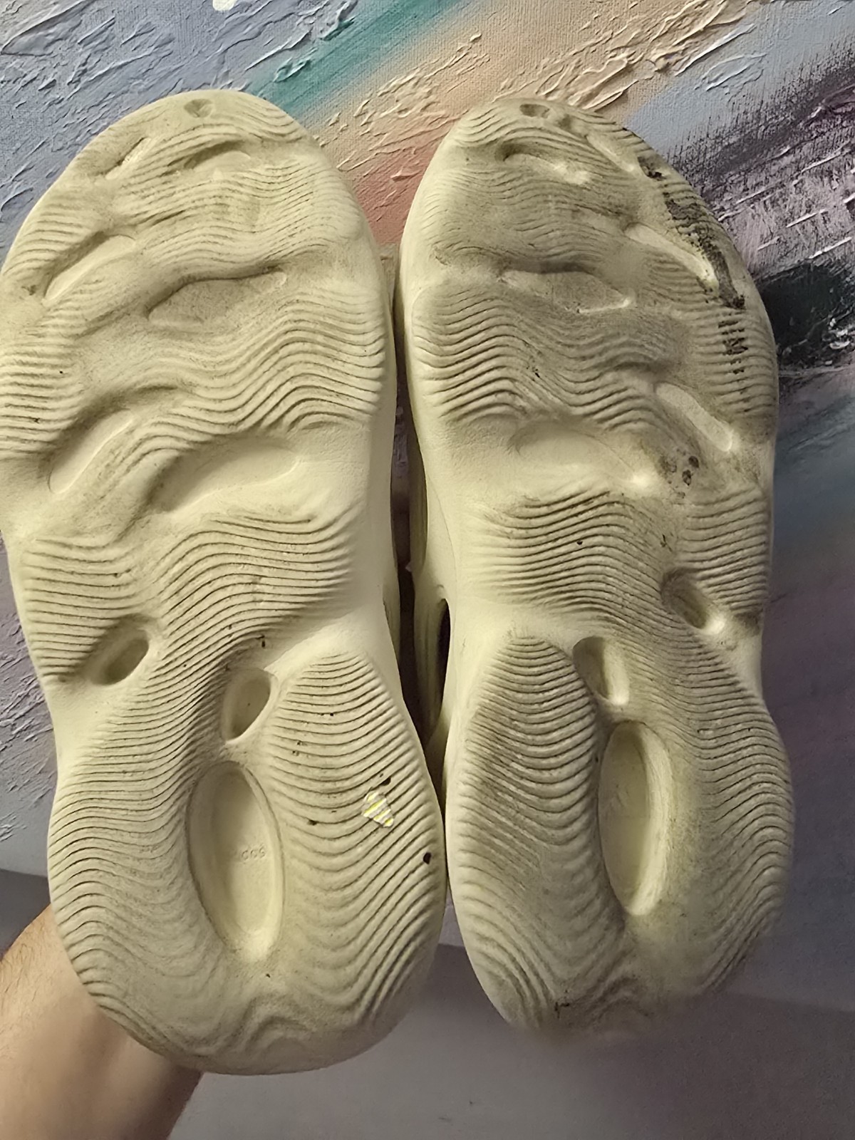 Men’s Size 7 Yeezy Foam Runner Ochre RNNR Foamrunner thumbnail 4