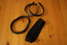 4 pack of headbands, lightly used, great condition. Navy and grey