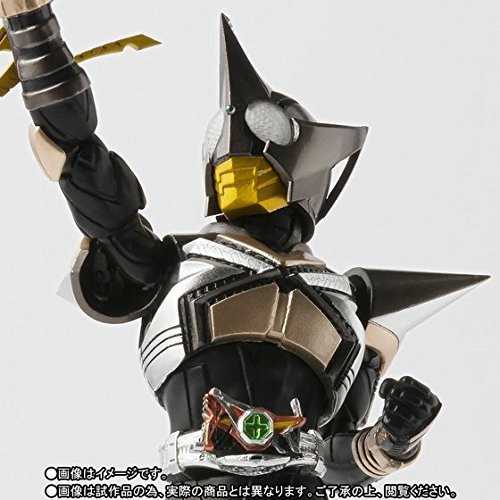 Premium Bandai S.H.Figuarts Masked Kamen Rider Kabuto Punch Hopper