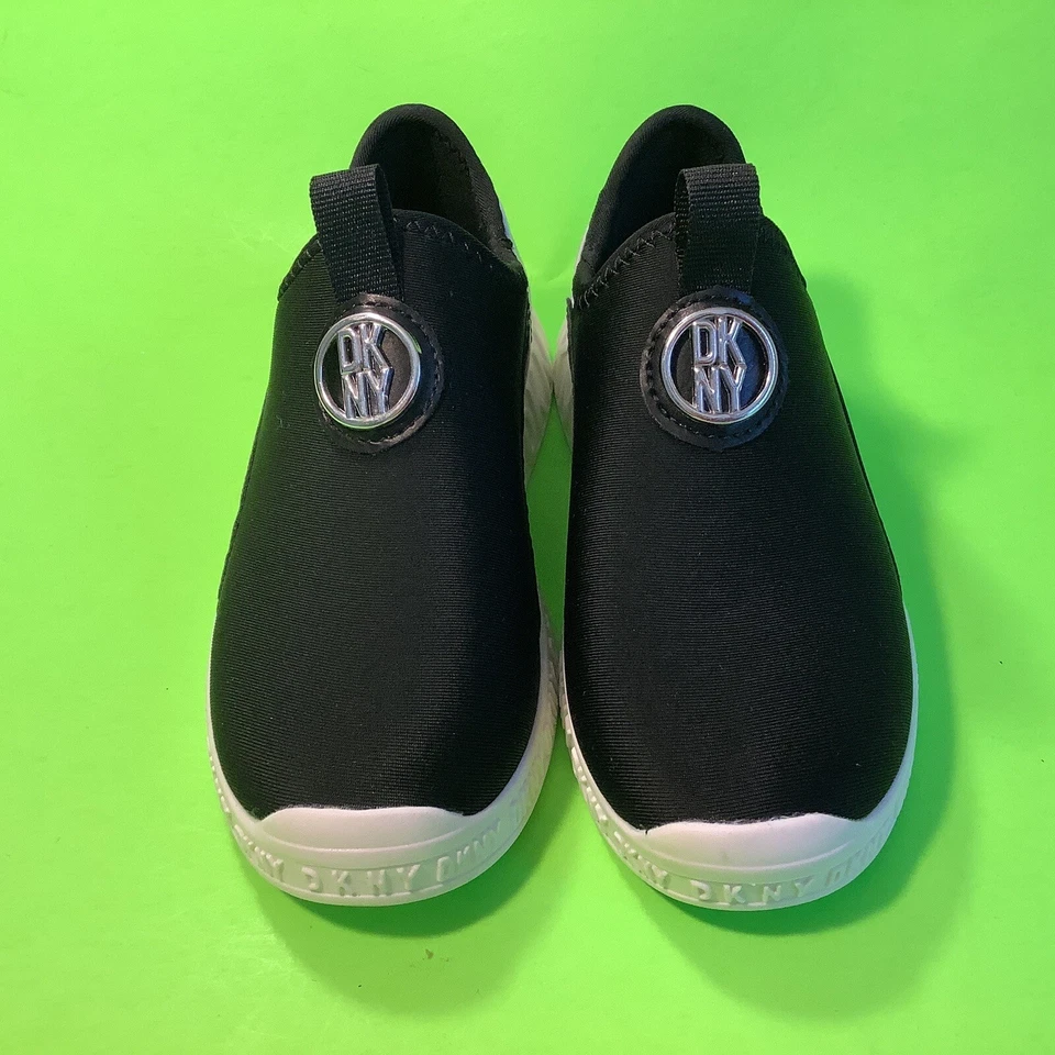 DKNY Jóvenes Niñas Tenis Zapatos Talla 4 Negro con Plateado Foto 2 de 4