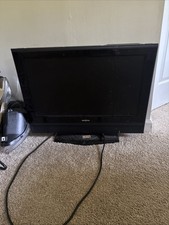 Insignia 32in LCD Flat Screen TV Black, 720p HD Maximum Resolution