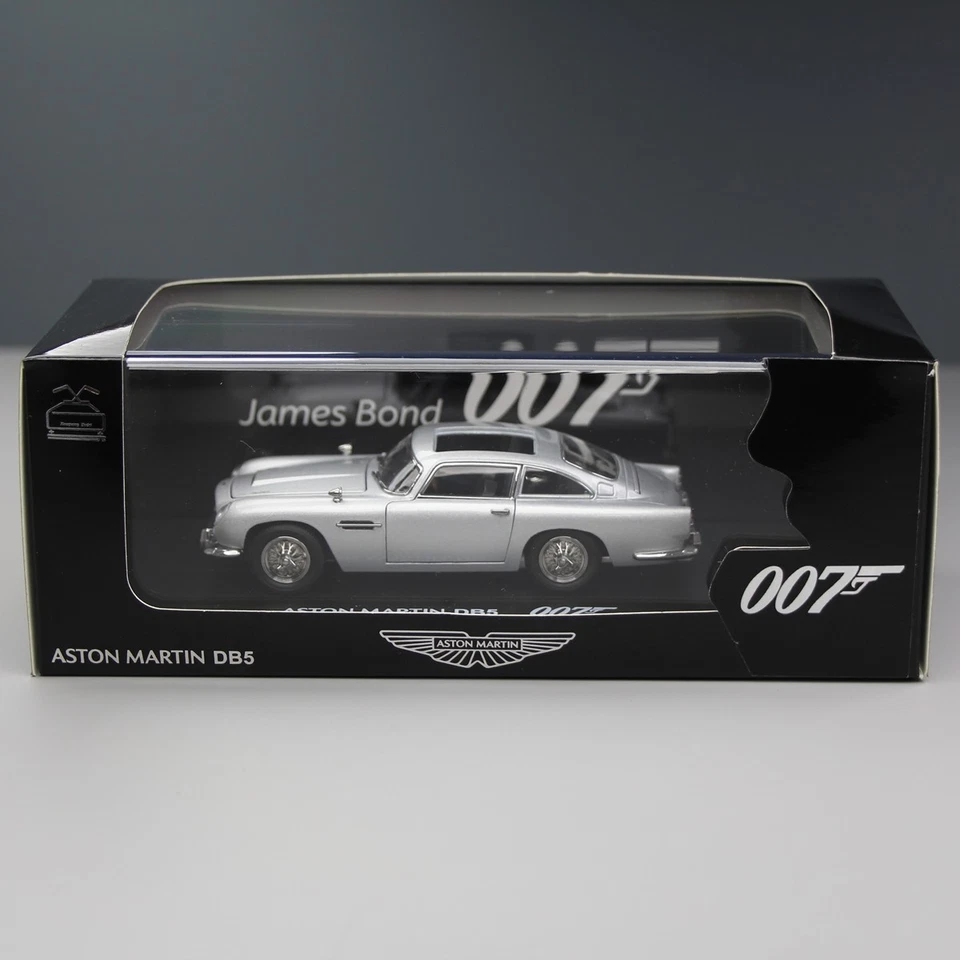 1/43 Aston Martin DB5 James Bond 007 Diecast Car Model Collection - Image 4 of 4