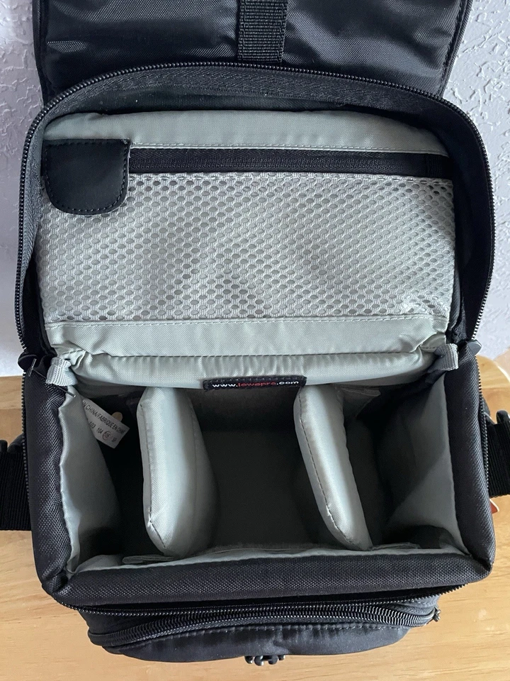 Lowepro Nova 1 AW 相机包黑色外壳防水照片视频新品 — 第 4/4 张图片