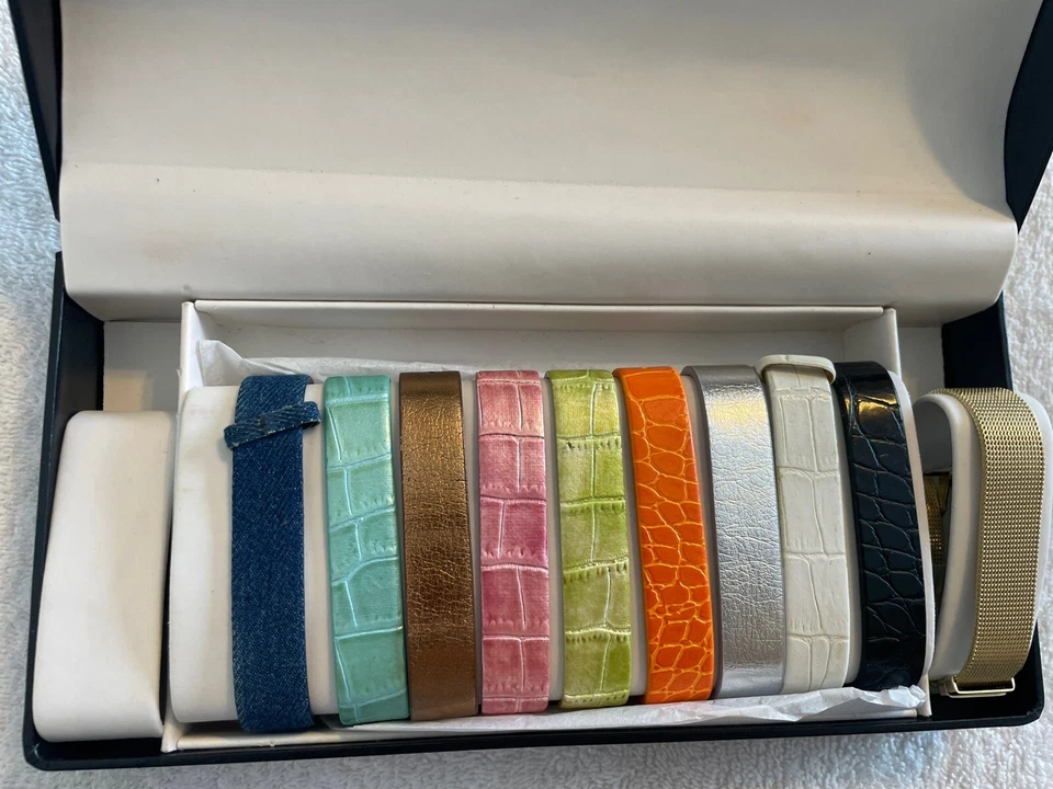 Lote de 11 correas de reloj Gossip,” para mujer *solo correas* Foto 3 de 4