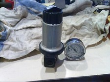 Master Pneumatic R100 Regulator with Enerpac 0-200 pound gauge