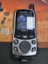 SKYCADDIE SG5 GPS RANGEFINDER WITH CASE (COME GRAB A BARGAIN)
