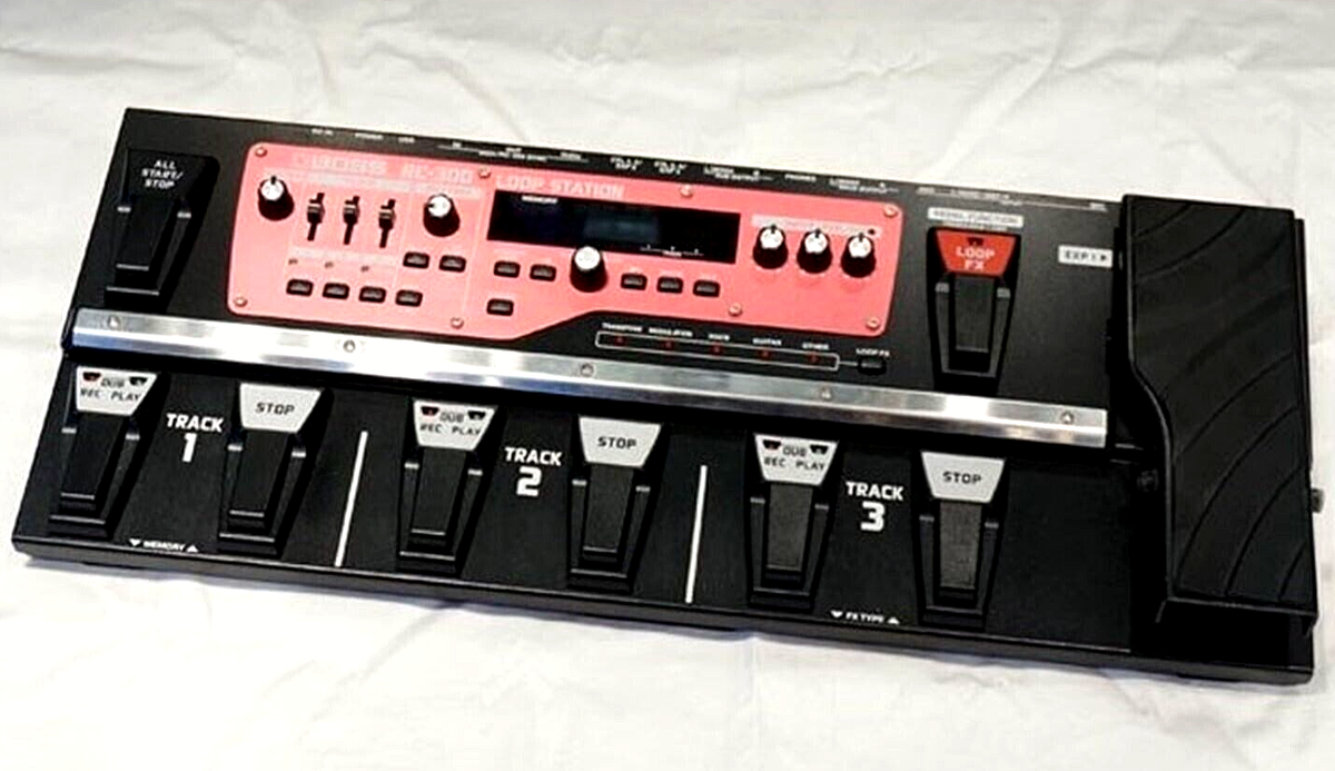 BOSS RC-300 Effector Loop Station Looper Guitar Effect Pedal