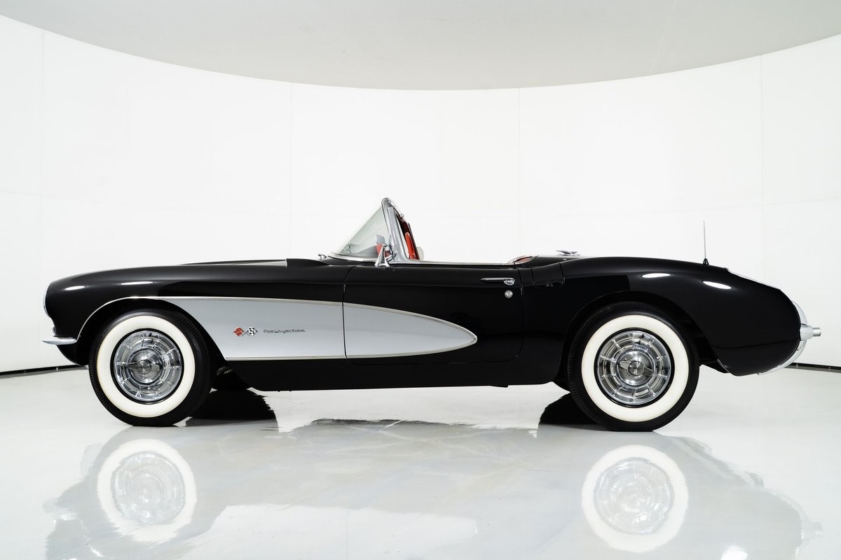 1957 Onyx Black Chevrolet Corvette   | C1 Corvette Photo 7