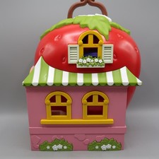 Strawberry Shortcake Carry Case Dollhouse Playset House w Doll Furniture 2015