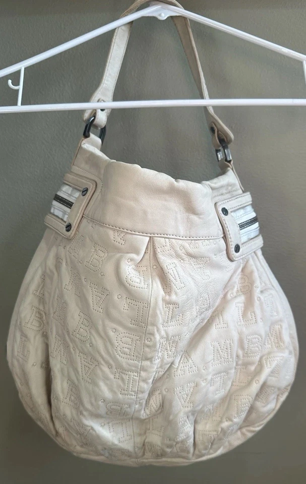 AUTÉNTICO BOLSO DE HOMBRO DE CUERO SUAVE MONOGRAMA CREMA HOBO CORDERO NICOLA HOBO Foto 3 de 4