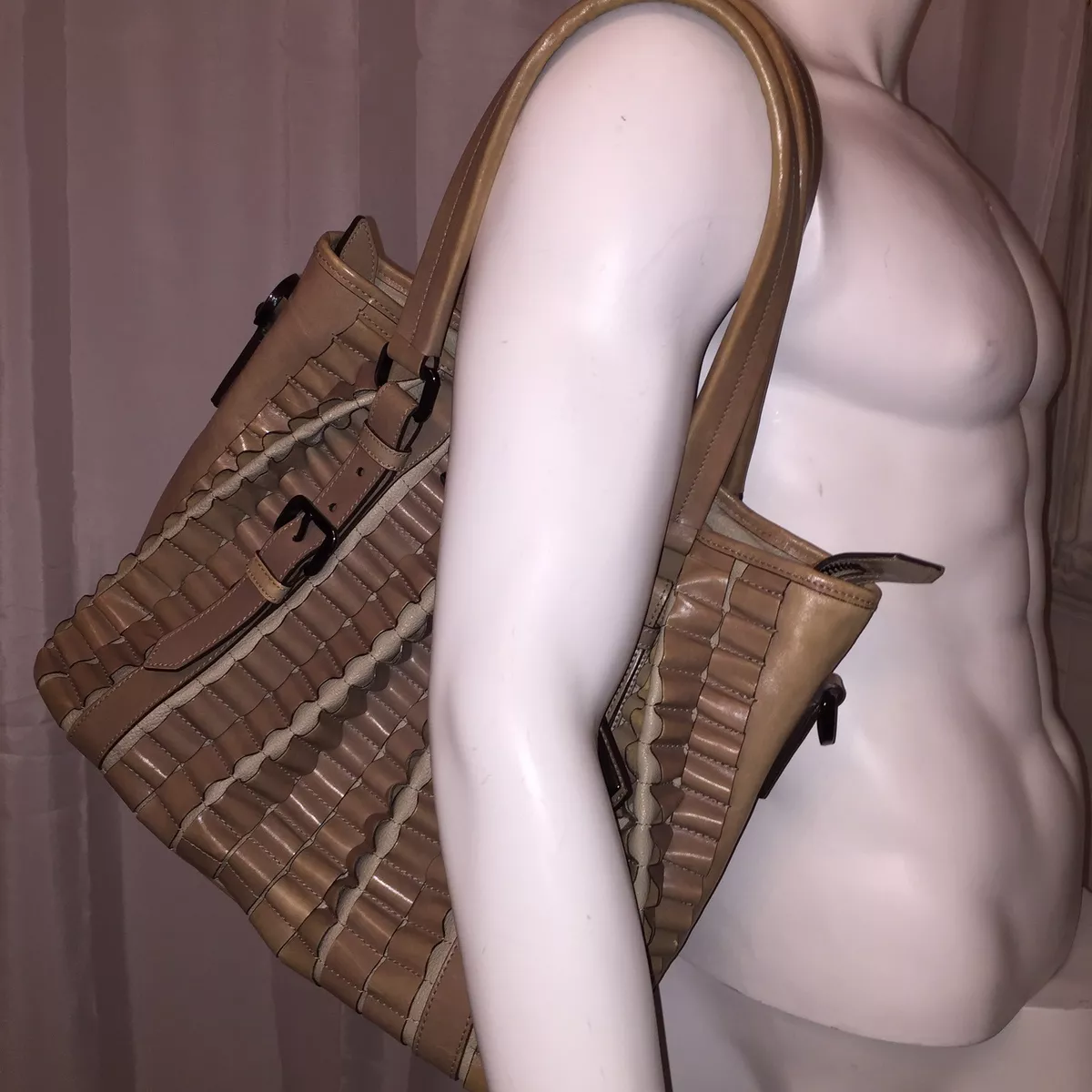 Pre-Loved Burberry Leather Bucket Bag