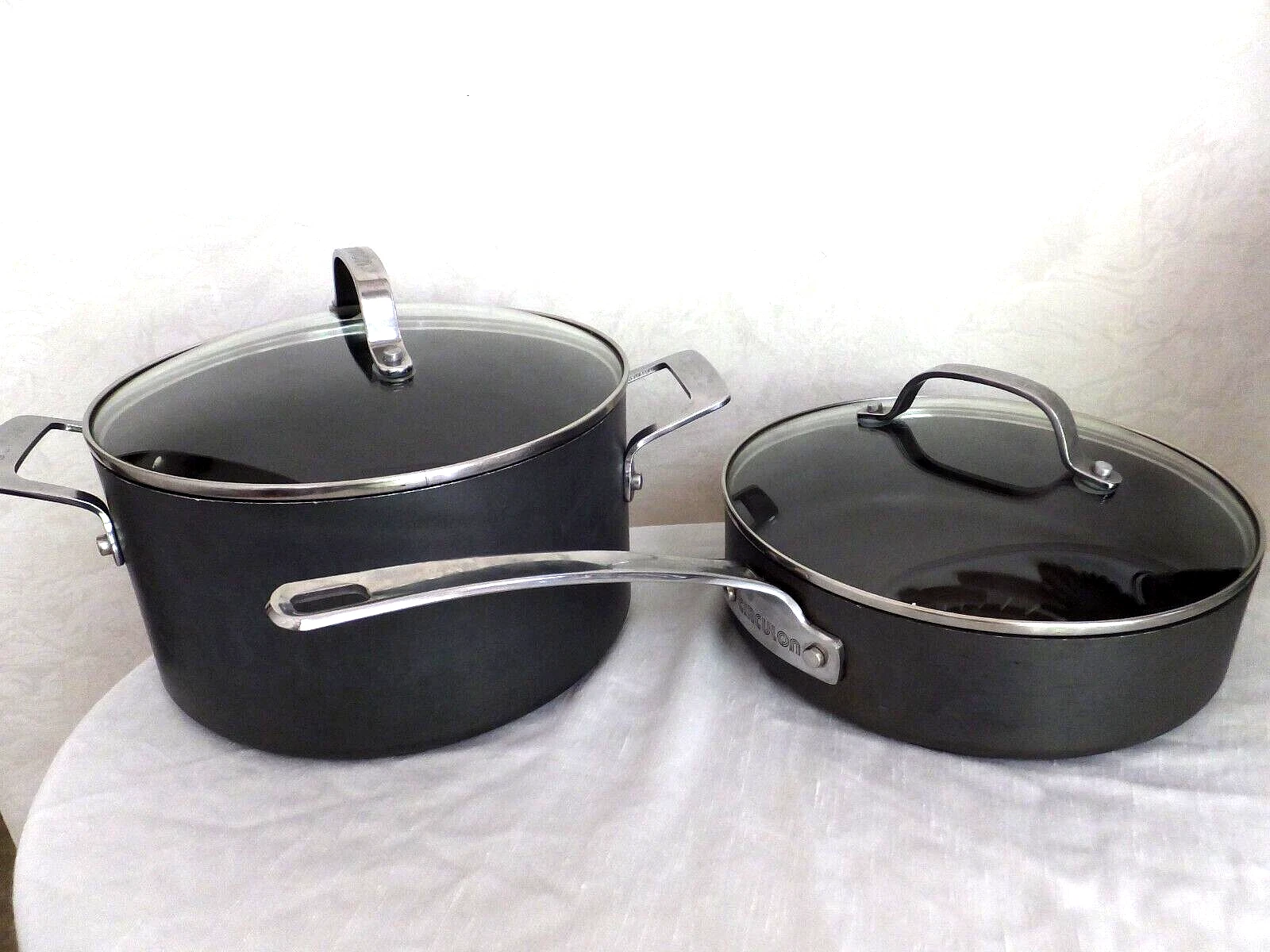 Circulon Genesis Frying Pan Non-Stick 10 inch & 6 QT. NON STICK POT + Lids