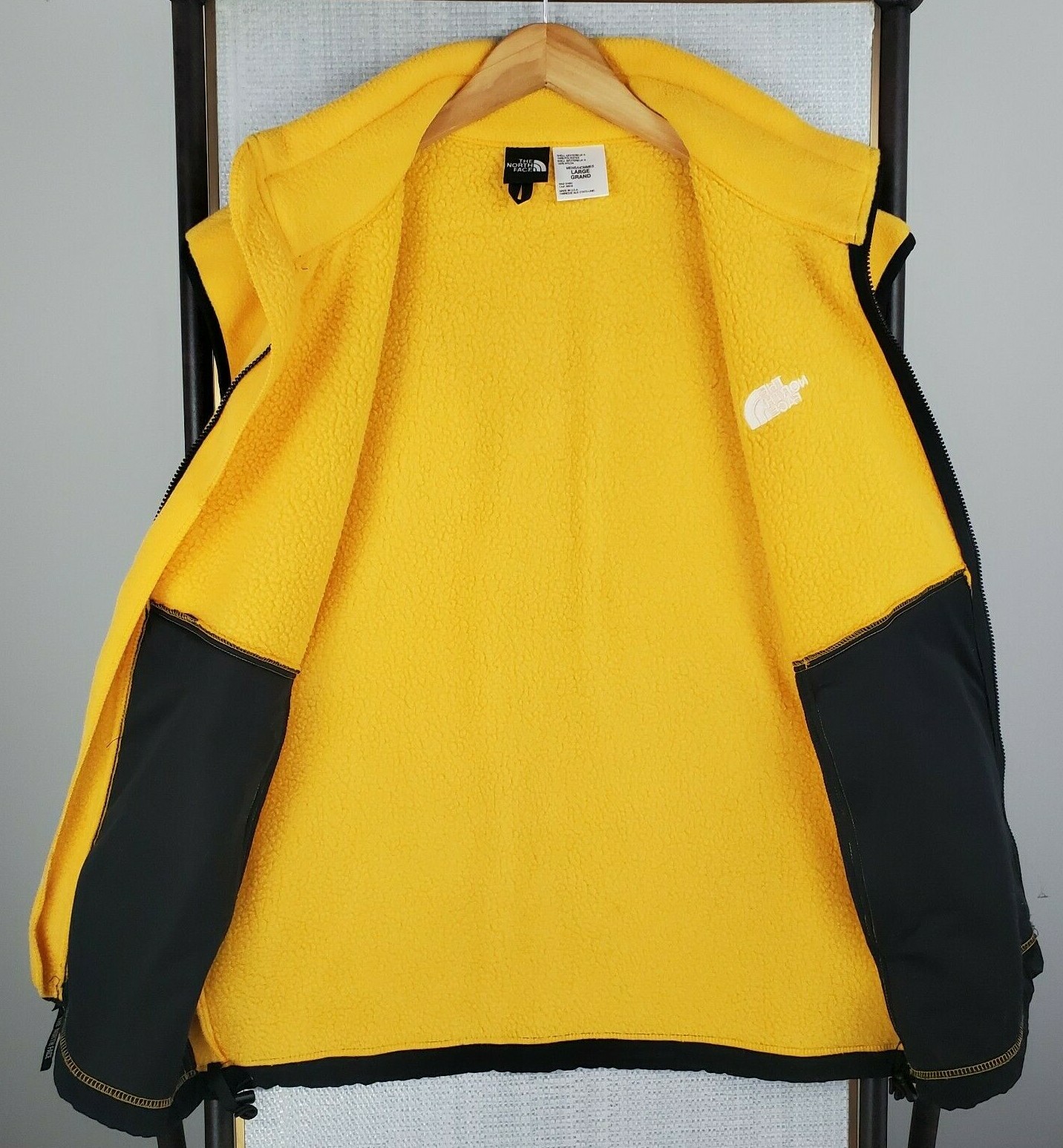 VTG THE NORTH FACE Size Large Made in USA Mens Yellow Full Zip Fleece