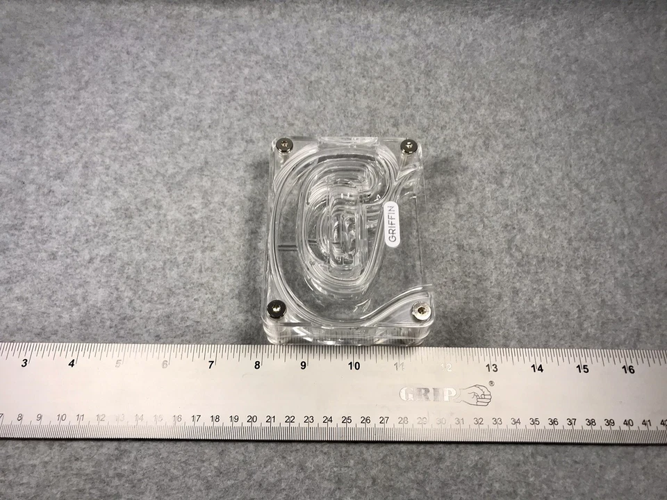 Amplificador acústico Griffin AirCurve para iPhones antiguos de 30 pines acrílico transparente raro Foto 2 de 4