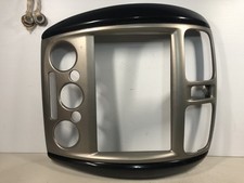 Ford Laser Kn Kq Centre Console Radio Ac Controls Trim 1999-2002 Ford Laser Kn Kq Centre Console Radio Ac Controls Trim 1999-2002