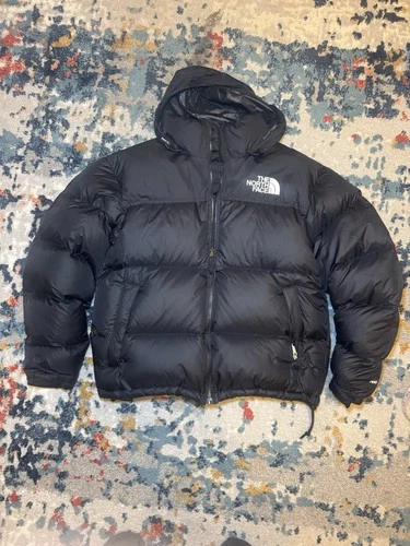 North Face 700 Puffer Jacket Size Medium Mens, Black, Highly Sought After video thumbnail