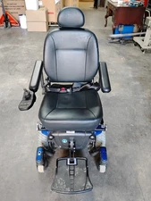 Mobility  Jazzy J6 Electric wheelchair Works works great