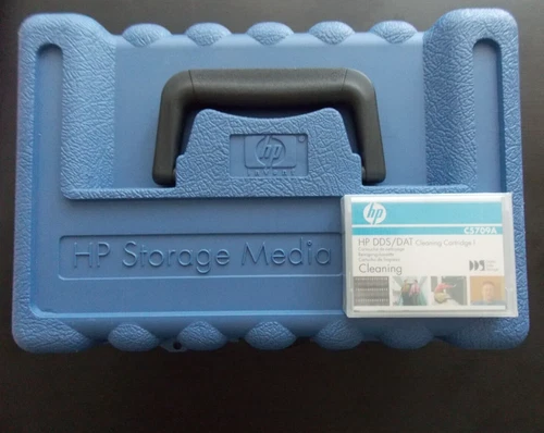 HP STORAGE MEDIA DDS/ DAT  BOX FOR 14 DATA CASSETTES