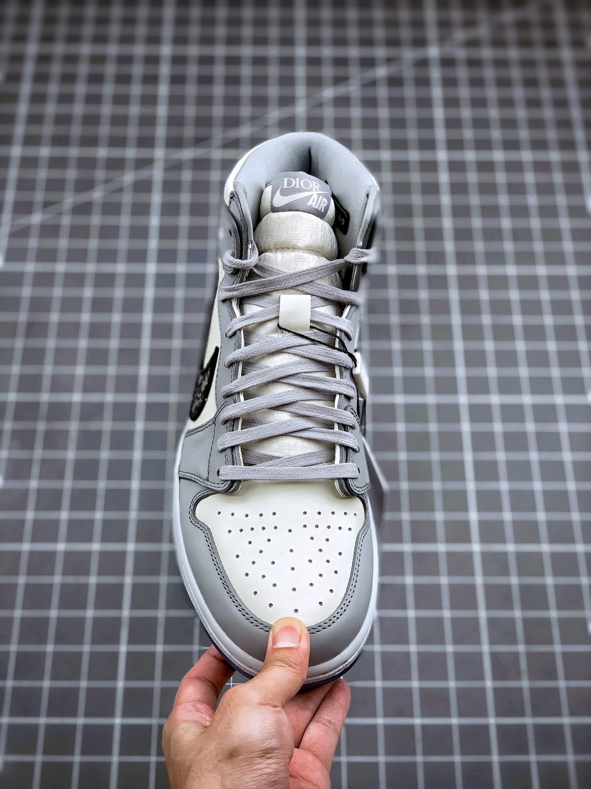 Brand New Air AJ1 High "Wolf Grey" Men's size 4-13