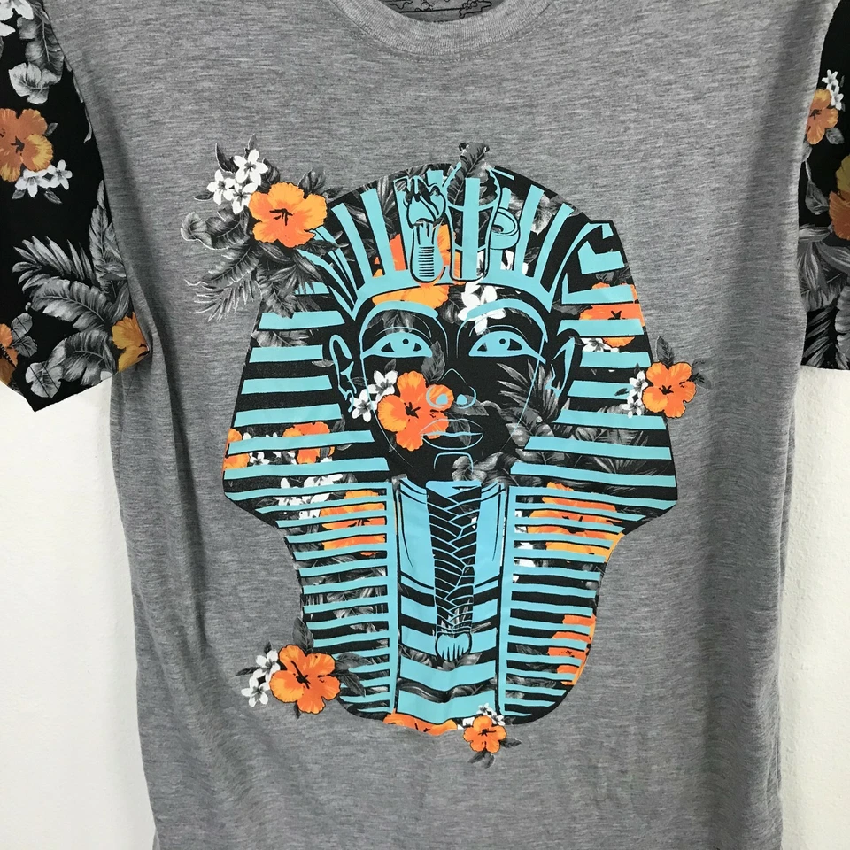 Fresh Laundry Shirt Blouse Size L Floral Pharoah Multicolor Short Sleeve Womens - Image 4 of 4