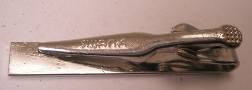 1-11/16" Detailed Border Engraved Design Silver Tone Vintage SWANK Tie Bar Clip - Picture 6 of 6