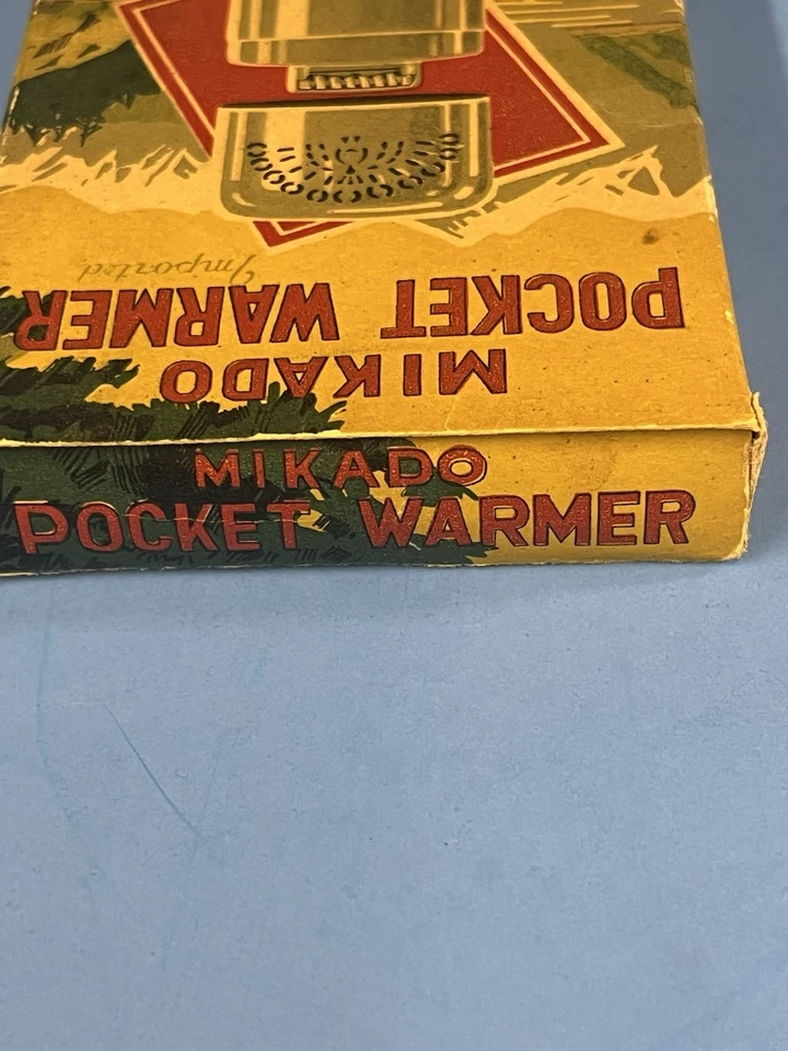 Vintage Mikado Peacock Pocket Hand Warmer Occupied Japan w/Box And Storage Sack. - Image 4 of 4