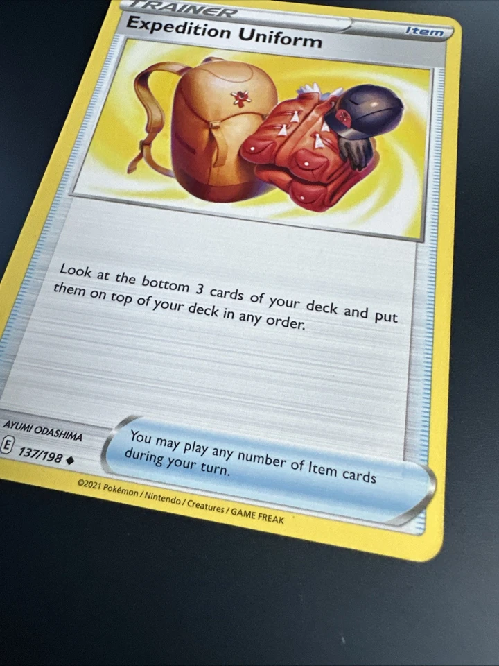 Expedition Uniform 137/198 Swsh06 Sword & Shield Chilling Reign Pokemon TCG Card - Image 3 of 4