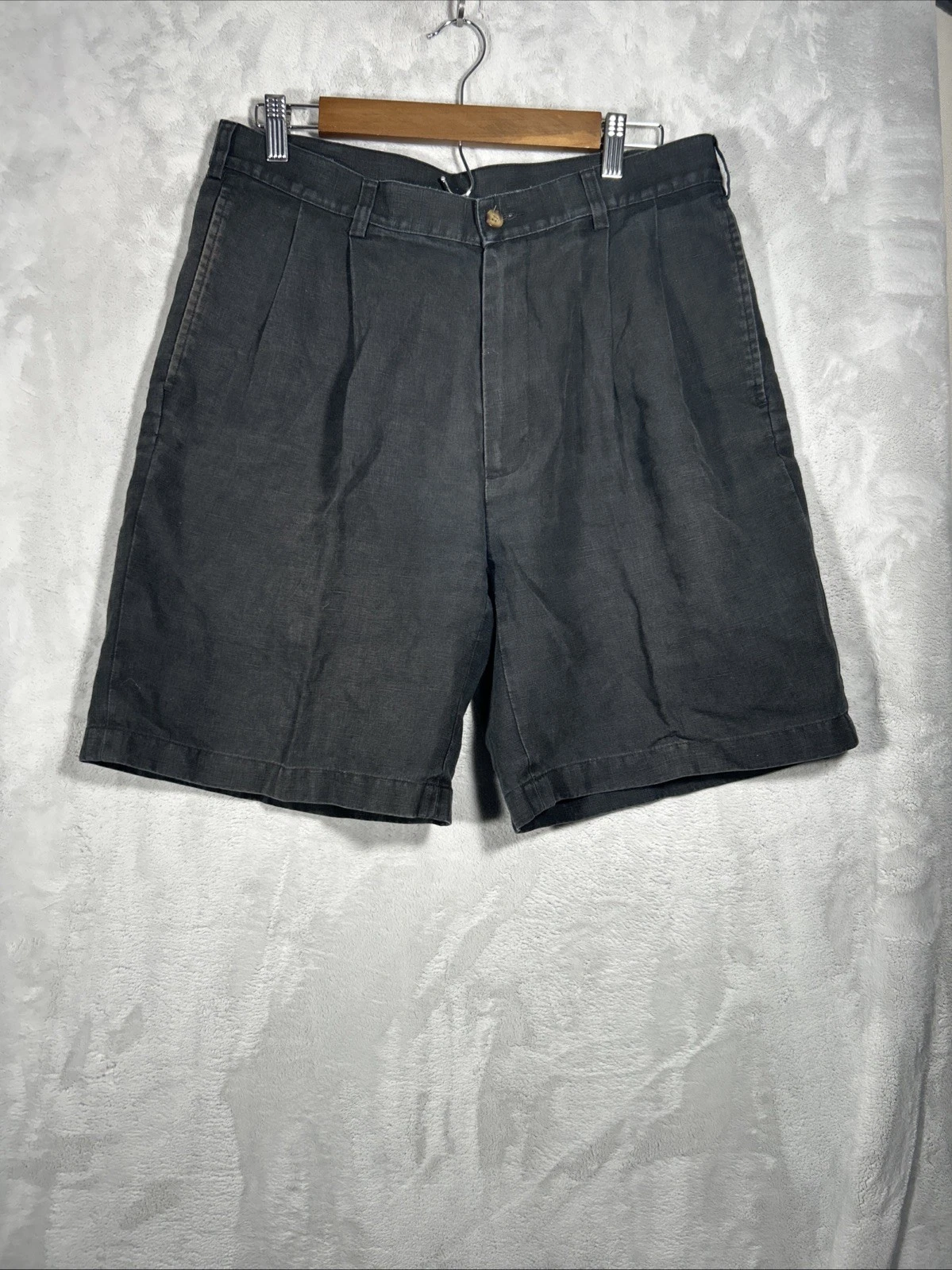 Jos A Bank Shorts Men's 34 Black 100% Linen Pleated Chino Traveler Summer Casual